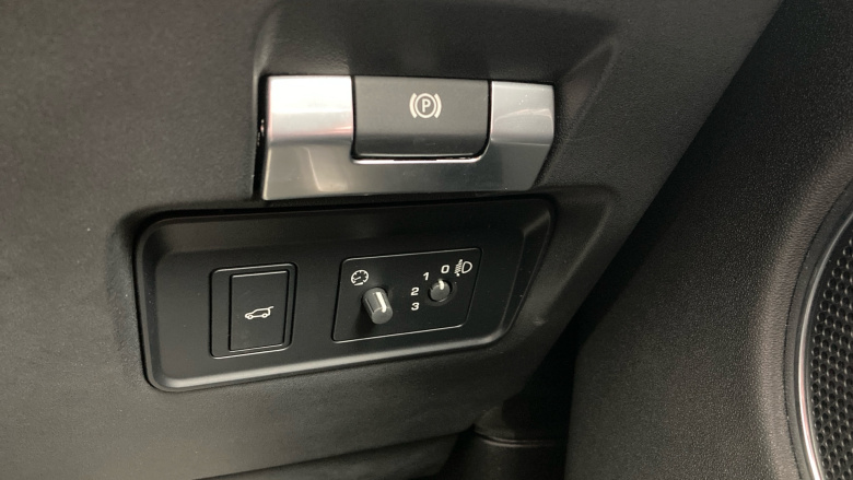 Land Rover Discovery Sport 2.0 D200 Urban Edition 5dr Auto [5 Seat] Diesel Station Wagon